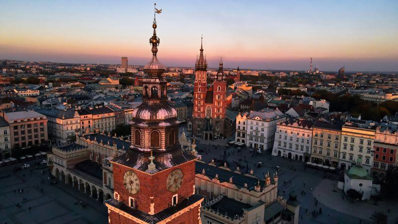 Kraków Old Town - UNESCO treasure | EN guide